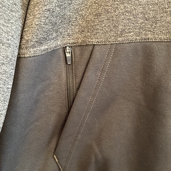 Men’s therma-fit Nike sweatshirt - Picture 2 of 4